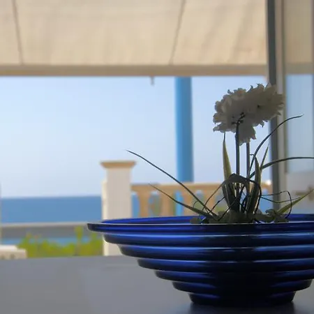Holiday home Casetta Frontemare Torre Suda